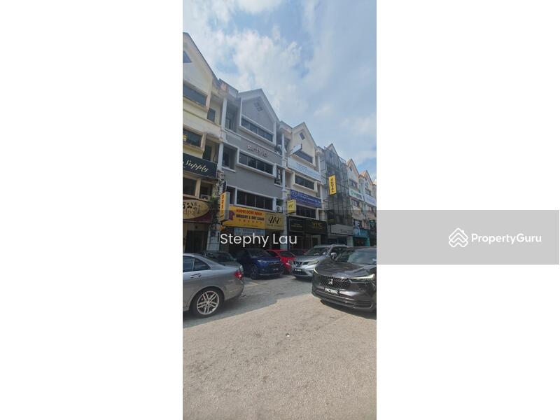 For Rent - Shop / Office at Pjs 11