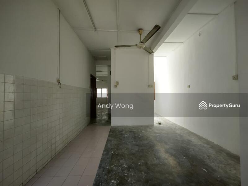 For Sale - Jalan Damai Indah, Taman Damai Indah, Kajang FREEHOLD Terraced House
