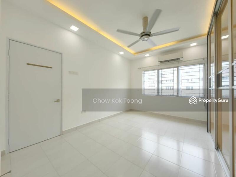 Untuk Dijual - Koi Kinrara