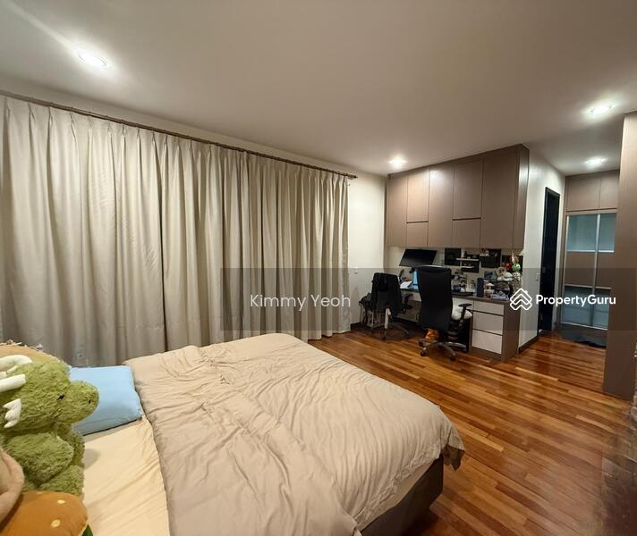 Duta Villa untuk Untuk Dijual - RM 3,880,000, Mac 2026 - 1st floor guest room attached bathroom  - PropertyGuru.com.my