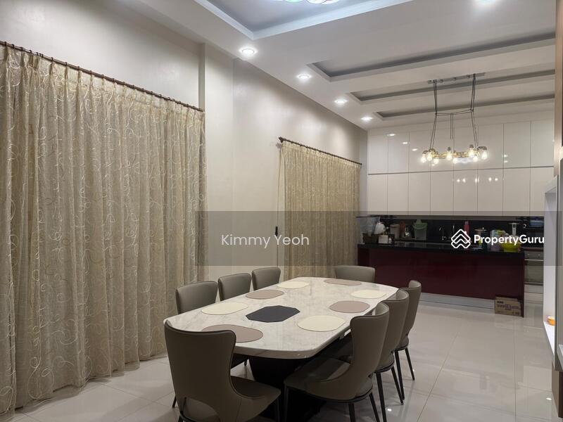 Duta Villa untuk Untuk Dijual - RM 3,880,000, Mac 2026 - Lower ground floor dining area with high ceilings designer lighting  - PropertyGuru.com.my