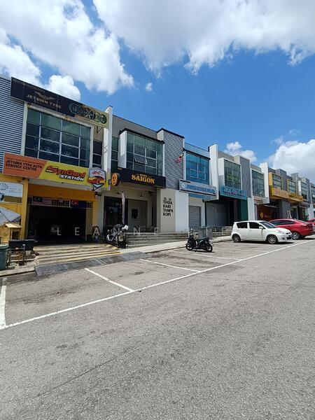 For Sale - Jalan Cengkerik Pusat Perdagangan Kempas
