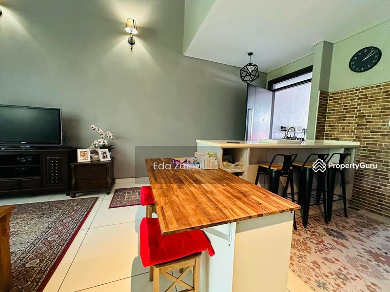 Rumah Teres 3 Tingkat untuk Dijual di Laman Glenmarie (Shah Alam) - Eda Zainal - PropertyGuru.com.my