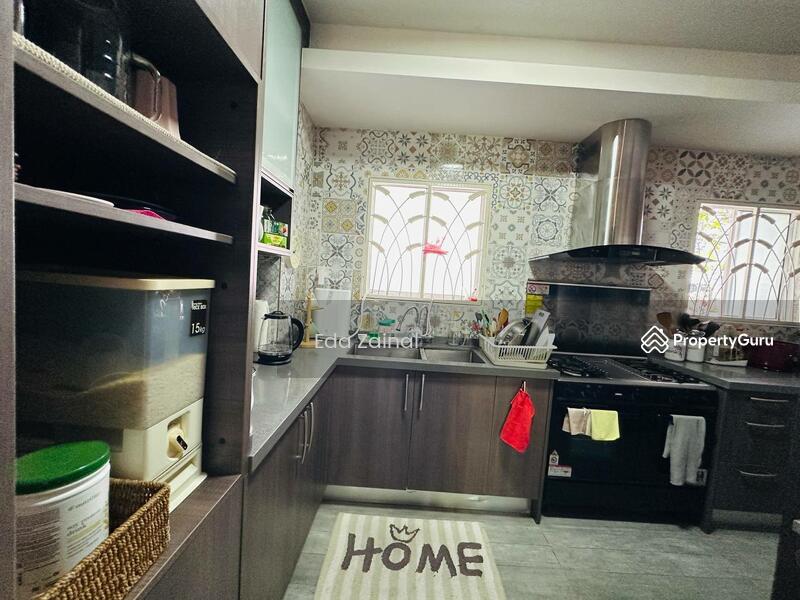 Rumah Teres 3 Tingkat untuk Dijual di Laman Glenmarie (Shah Alam) - Eda Zainal - PropertyGuru.com.my