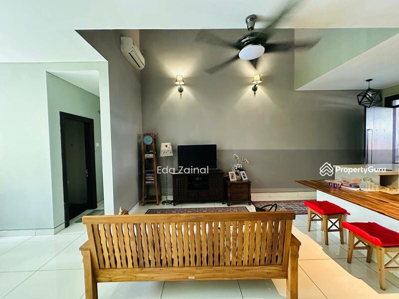 Rumah Teres 3 Tingkat untuk Dijual di Laman Glenmarie (Shah Alam) - Eda Zainal - PropertyGuru.com.my