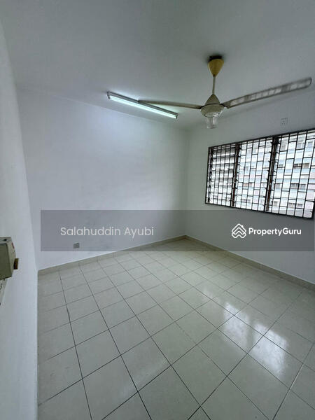 Untuk Dijual - Seroja