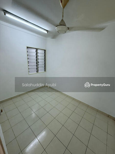 Untuk Dijual - Seroja