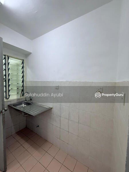 Untuk Dijual - Seroja