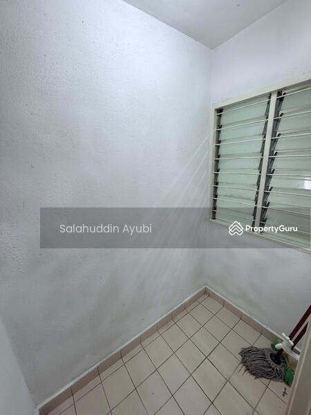 Untuk Dijual - Seroja