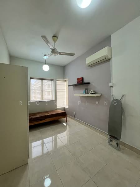 Kondominium untuk Dijual di Pelangi Utama - Regene Phang - Bedroom - PropertyGuru.com.my
