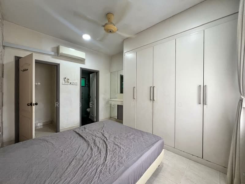 Kondominium untuk Dijual di Pelangi Utama - Regene Phang - Bedroom - PropertyGuru.com.my