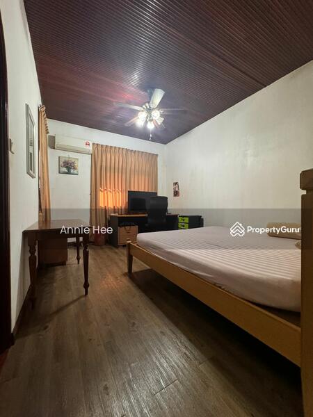 Untuk Dijual - Spanish Tudor Design Bungalow For Sale