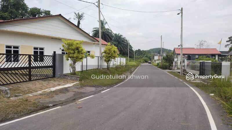 For Rent - Banglo Untuk Disewa - Desa Putra Sg. Merab