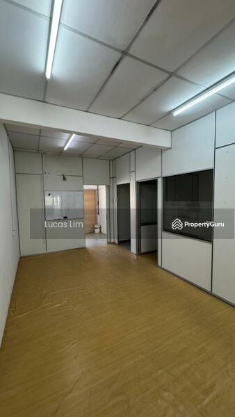 For Rent - Sungai Tiram Office 1400 sf Renovated Near Factory Bayan Lepas