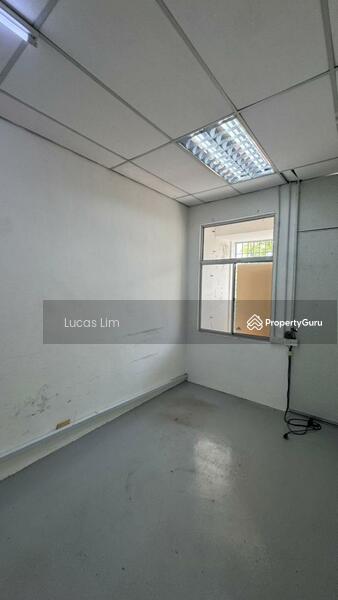 For Rent - Sungai Tiram Office 1400 sf Renovated Near Factory Bayan Lepas