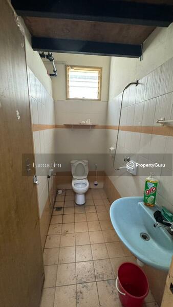 For Rent - Sungai Tiram Office 1400 sf Renovated Near Factory Bayan Lepas