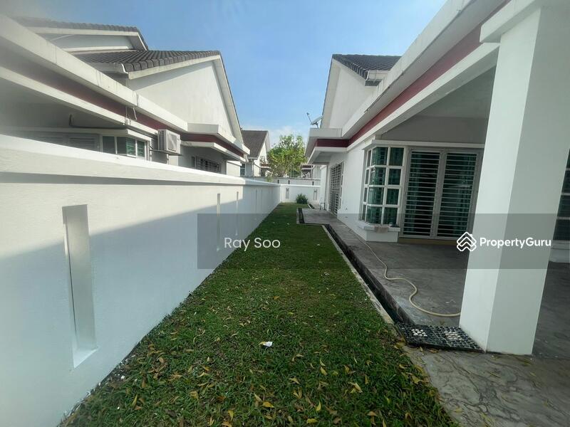 For Sale - 1-storey Terraced House at Seksyen U13