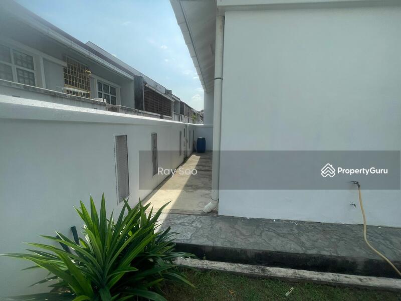 For Sale - 1-storey Terraced House at Seksyen U13