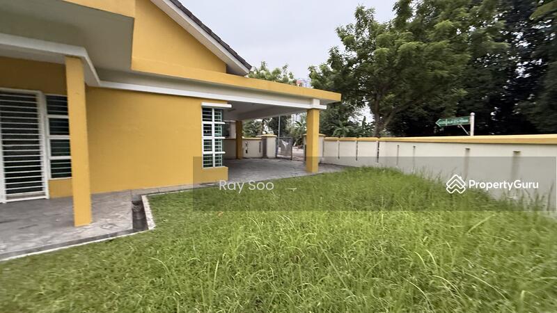 For Sale - 1-storey Terraced House at Seksyen U13