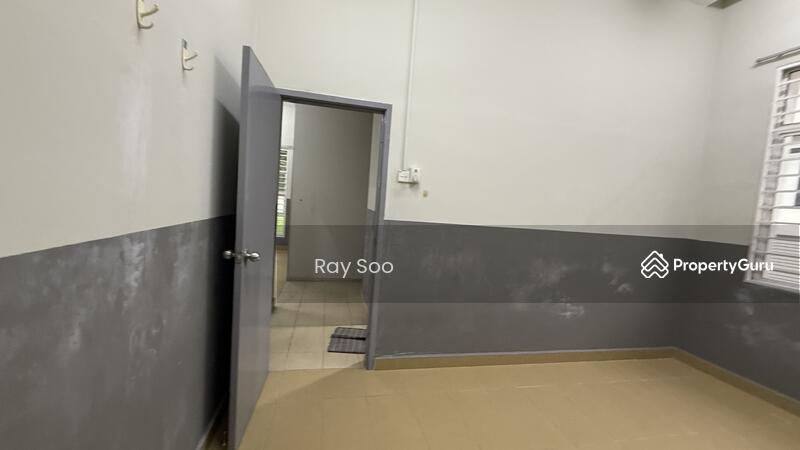 For Sale - 1-storey Terraced House at Seksyen U13