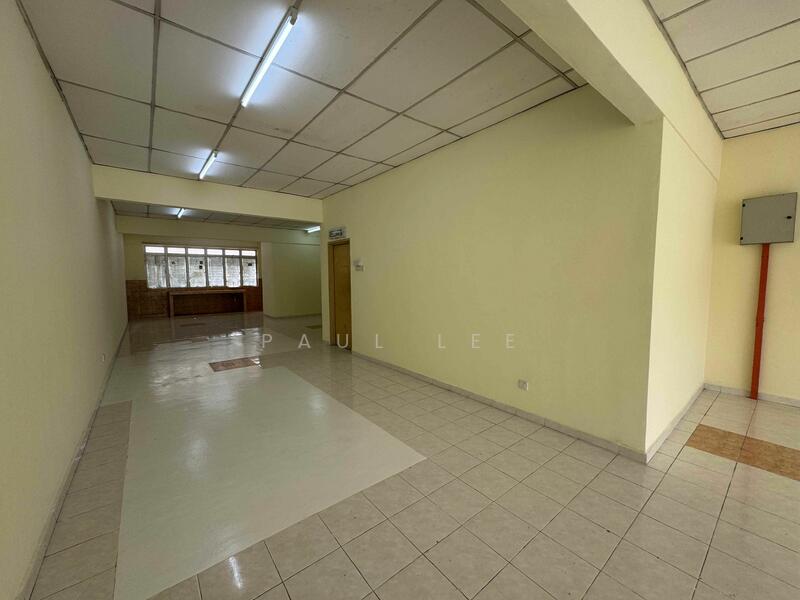 Untuk Disewa - Bukit Puchong 2nd Floor office Newly Refurbished