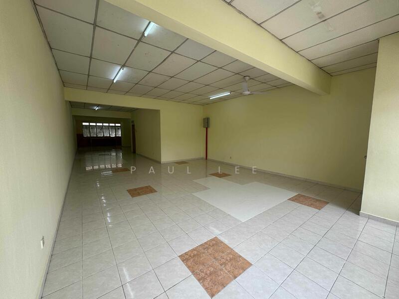 Untuk Disewa - Bukit Puchong 2nd Floor office Newly Refurbished