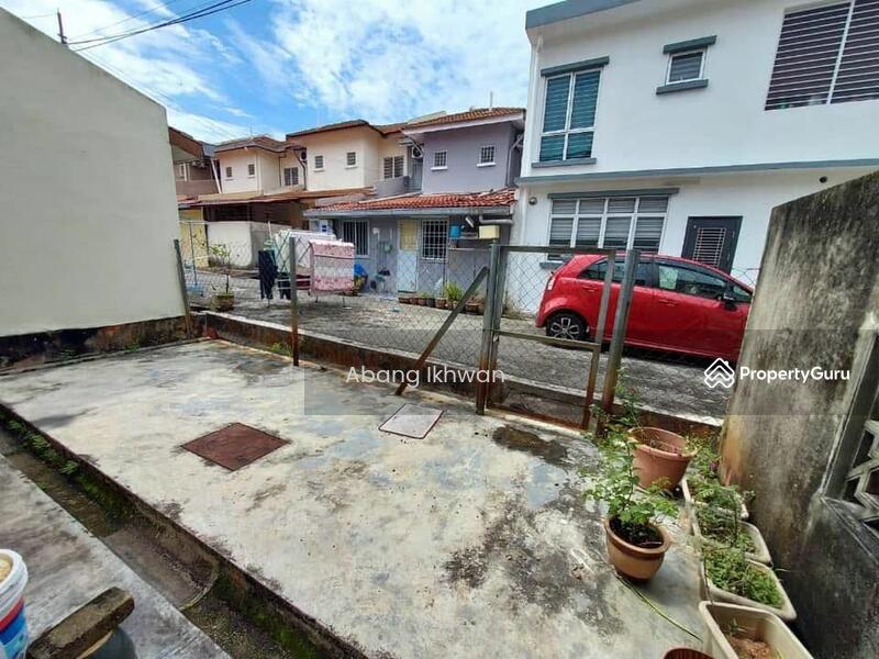 Untuk Dijual - 2-storey Terrace House at Bandar Bukit Mahkota