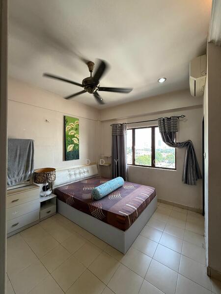 Untuk Disewa - Koi Legian