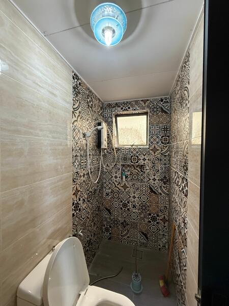 Untuk Disewa - Koi Legian