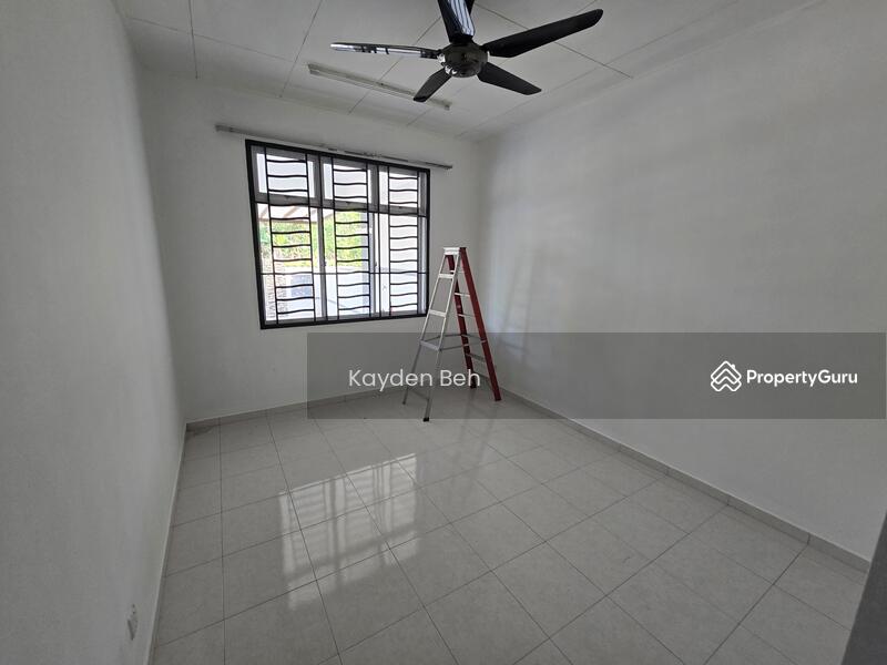 Untuk Disewa - Bukit indah single storey corner