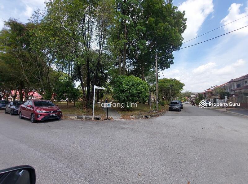 For Sale - 2.5-storey Terraced House at Bandar Utama Damansara