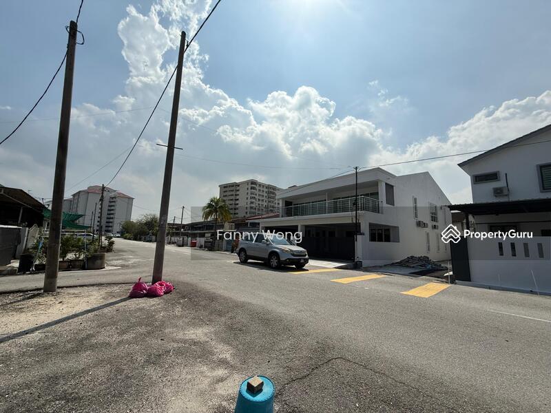 Untuk Dijual - Double storey terrace raja uda Tingkat melur