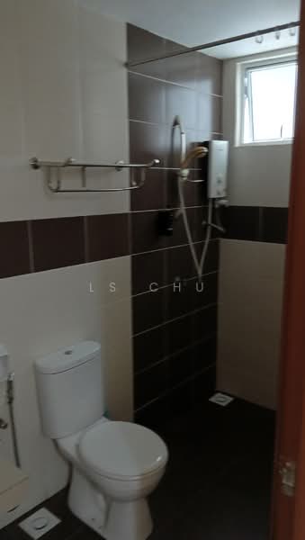 Service Residence for Sale at Bayou Lagoon Park Resort - LS Chu - Bathroom - PropertyGuru.com.my