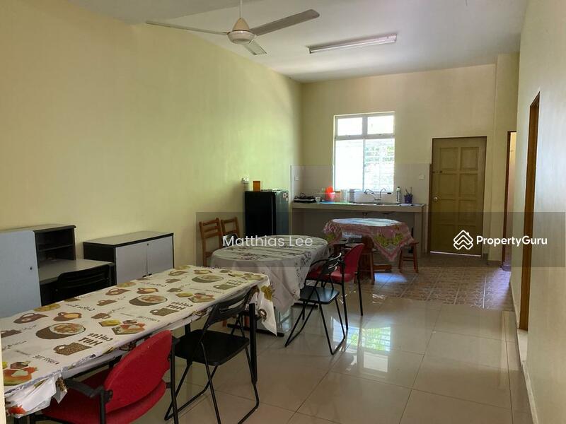 For Rent - jalan pantai batu 8