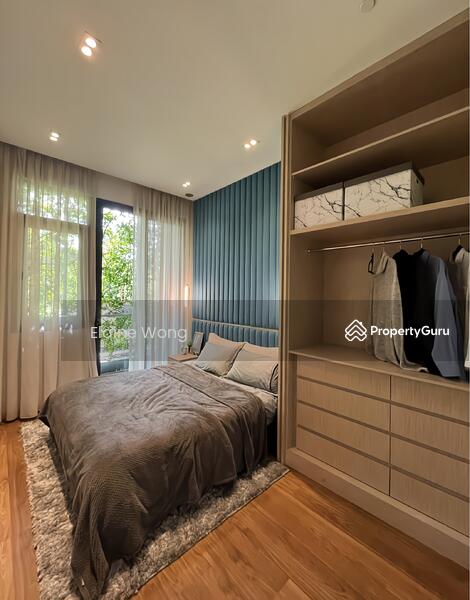 For Sale - The Logg