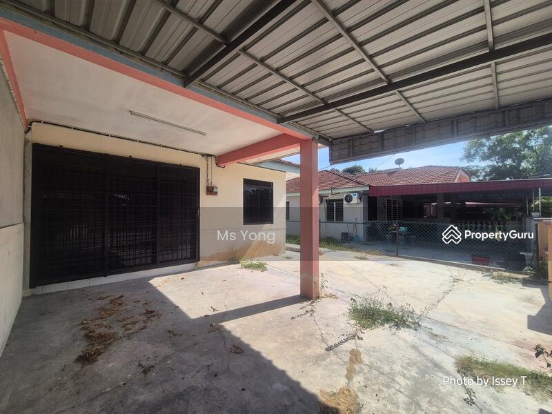 Untuk Disewa - Batu Gajah Single Storey Semi Detached House For Rent Perak