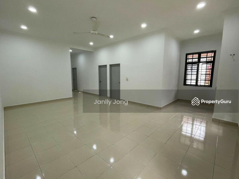 For Sale - Nusa Idaman Nusas Idamans