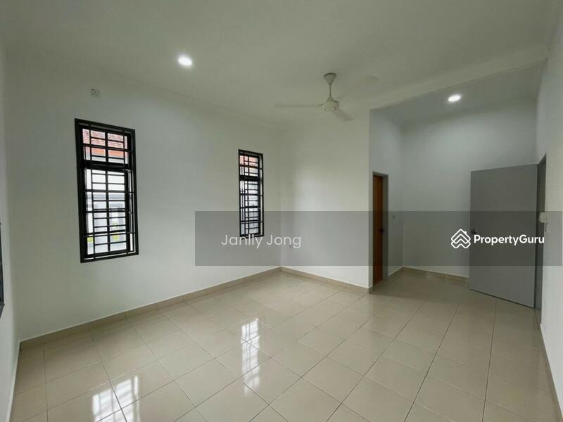 For Sale - Nusa Idaman Nusas Idamans