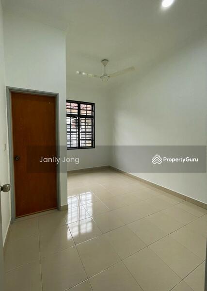 For Sale - Nusa Idaman Nusas Idamans