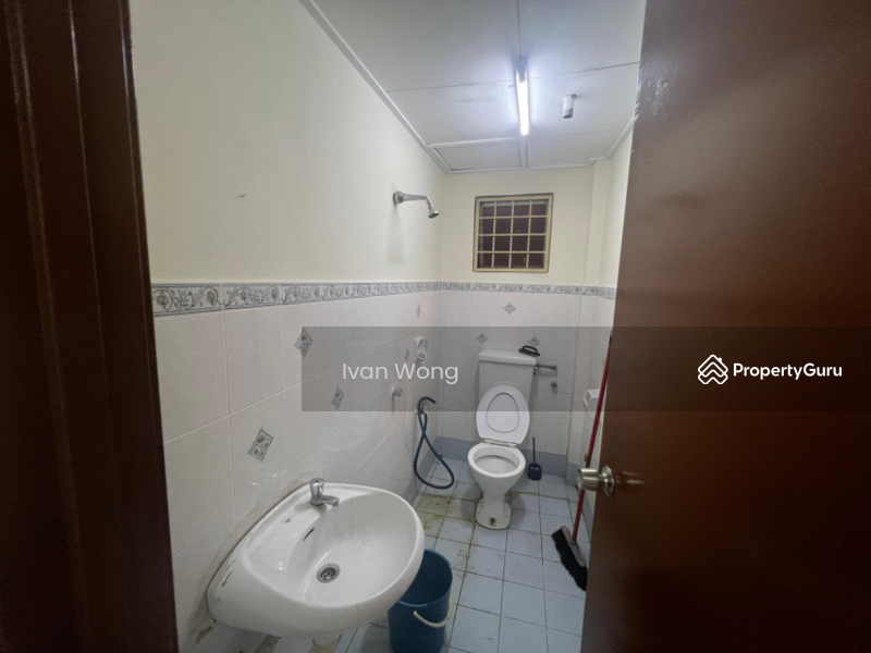 For Sale - Batu Caves Centerpoint