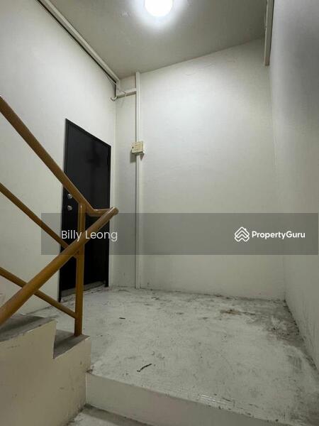 Untuk Disewa - Taman Connaught