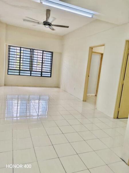 Untuk Disewa - Dataran Otomobil