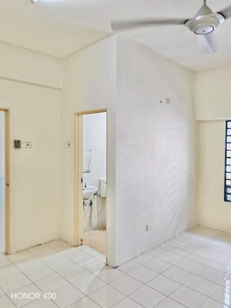 Untuk Disewa - Dataran Otomobil