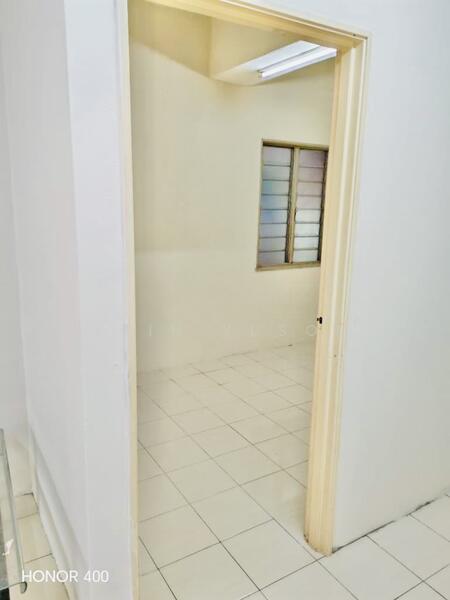 Untuk Disewa - Dataran Otomobil