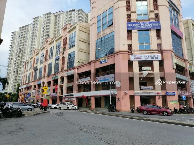 For Rent - Diamond Square