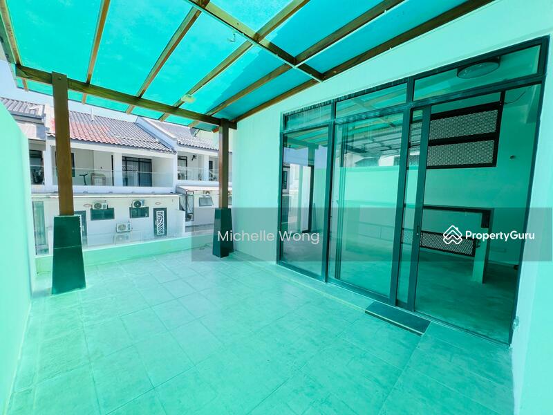 For Sale - Lakeclub Parkhome Taman Tasik Rawang 2.5 Storey Renovated For Sale