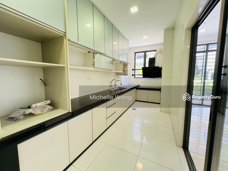 For Sale - Lakeclub Parkhome Taman Tasik Rawang 2.5 Storey Renovated For Sale