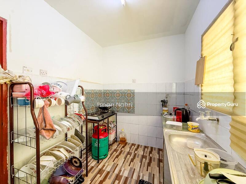 For Sale - PKNS Flat Seksyen 1