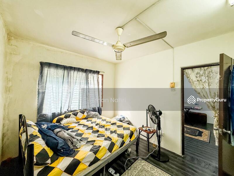 For Sale - PKNS Flat Seksyen 1