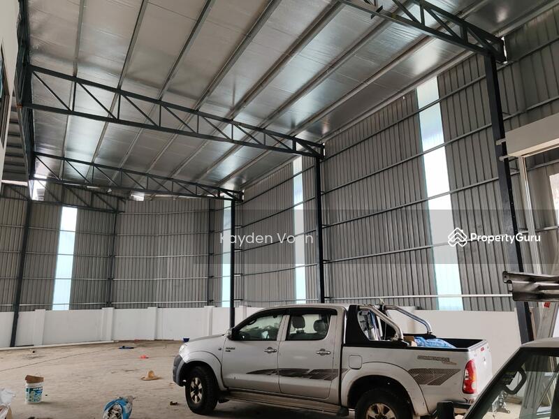 For Rent - Johor Jaya Bakawali corner lot Semi D Factory